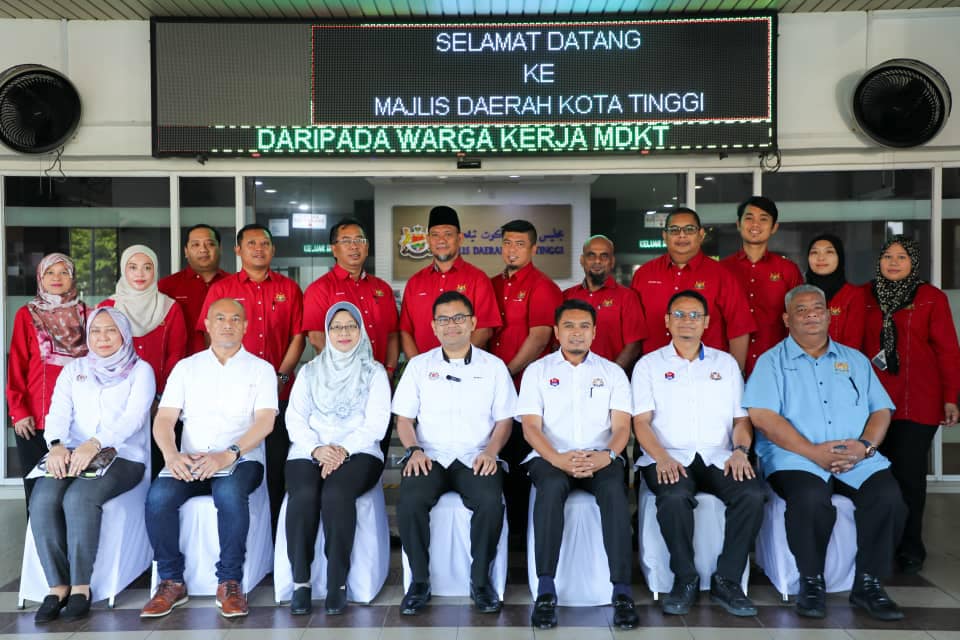 LAWATAN KERJA YANG BERHORMAT TIMBALAN MENTERI KEMENTERIAN PEMBANGUNAN KERAJAAN TEMPATAN KE DAERAH KOTA TINGGI.