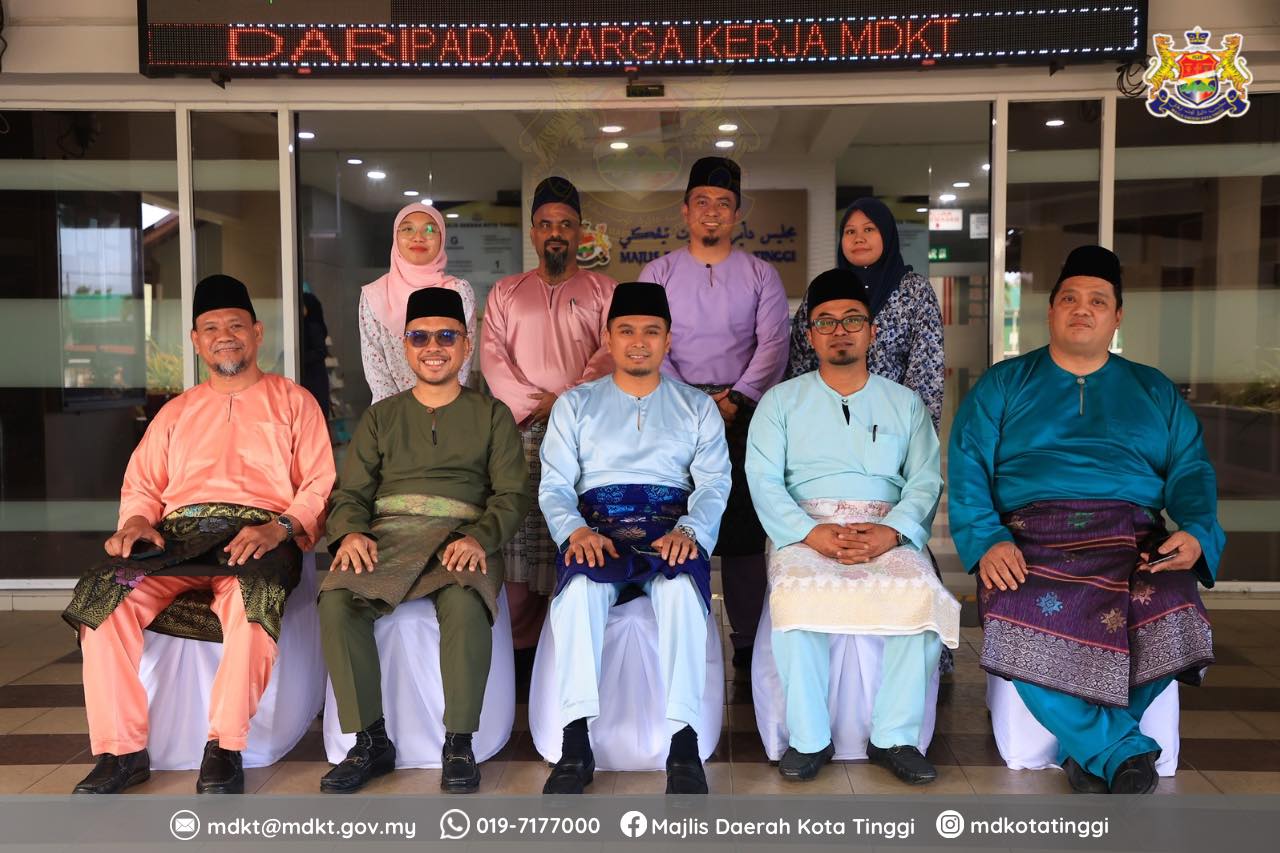 MAJLIS SERAH TERIMA TUGAS YANG DIPERTUA MAJLIS DAERAH KOTA TINGGI