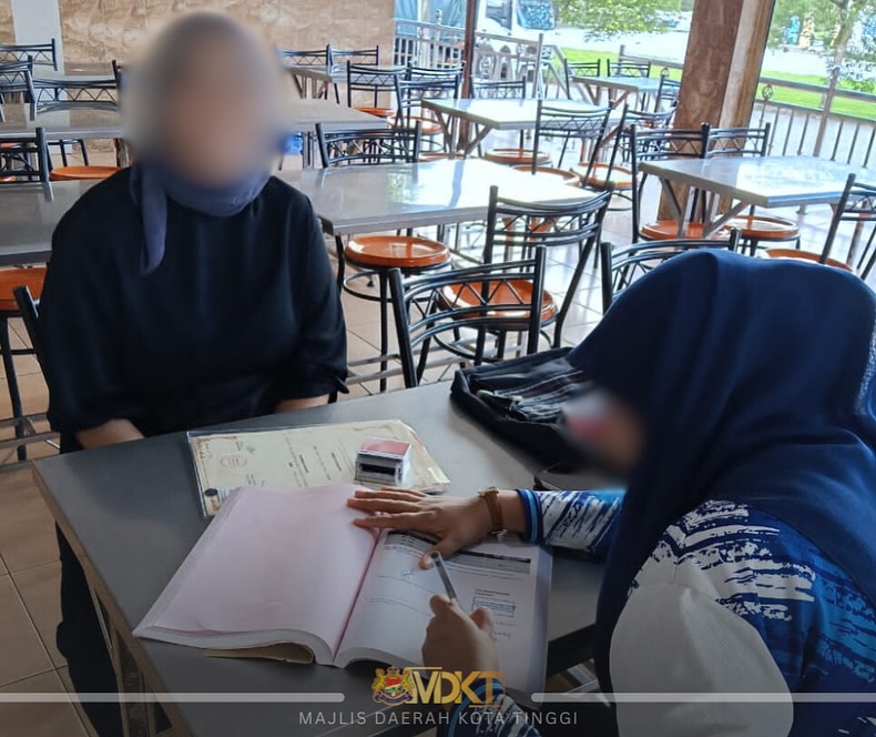 PEMERIKSAAN PREMIS MAKANAN, PENGREDAN PREMIS MAKANAN DAN EDARAN NOTIS PEMBAHARUAN LESEN PERNIAGAAN MAJLIS DAERAH KOTA TINGGI (MDKT) TAHUN 2025–2026