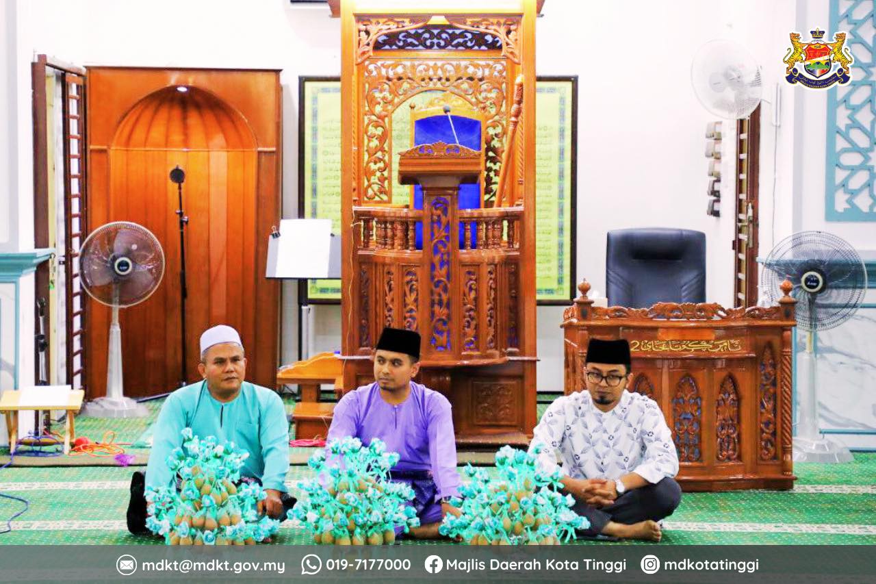 PROGRAM YANG DIPERTUA TURUN PADANG DAN MAJLIS BERBUKA PUASA BERSAMA KOMUNITI ZON 12 TAHUN 2024