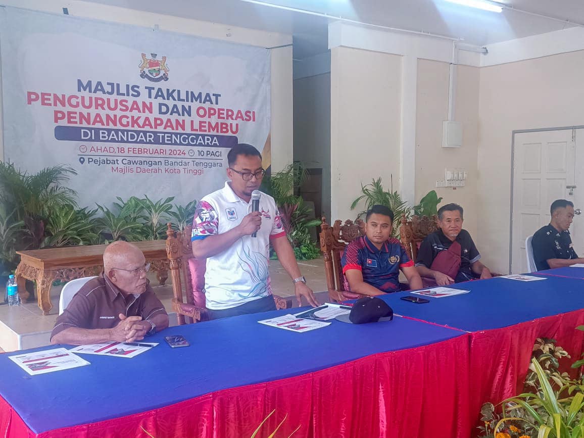 TAKLIMAT PENGOPERASIAN DAN PENANGKAPAN LEMBU MERAYAU DI BANDAR TENGGARA