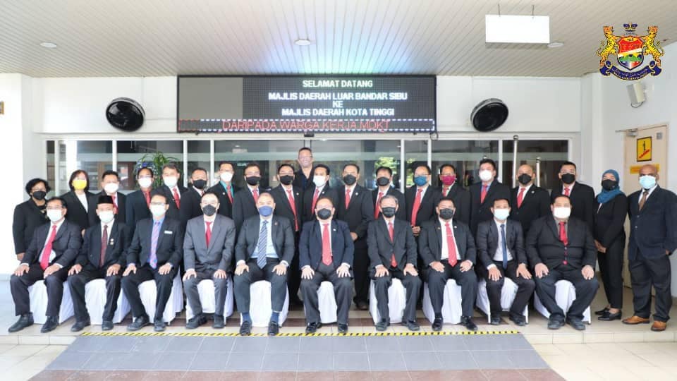 LAWATAN MAJLIS DAERAH LUAR BANDAR SIBU KE MAJLIS DAERAH KOTA TINGGI