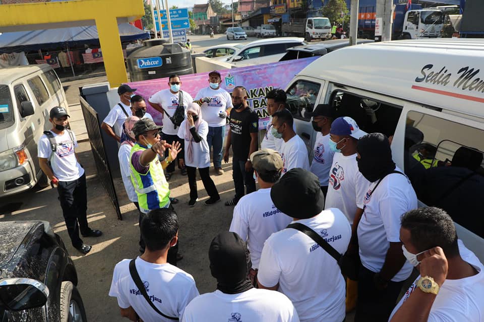 MISI BANTUAN BANJIR SOUTHERN VOLUNTEERS MAJLIS DAERAH KOTA TINGGI HARI KE-2